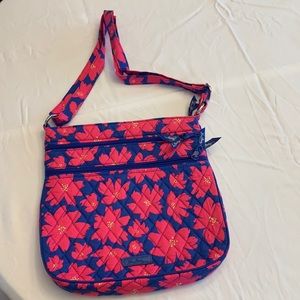 Vera Bradley Triple Zip bag 12x11